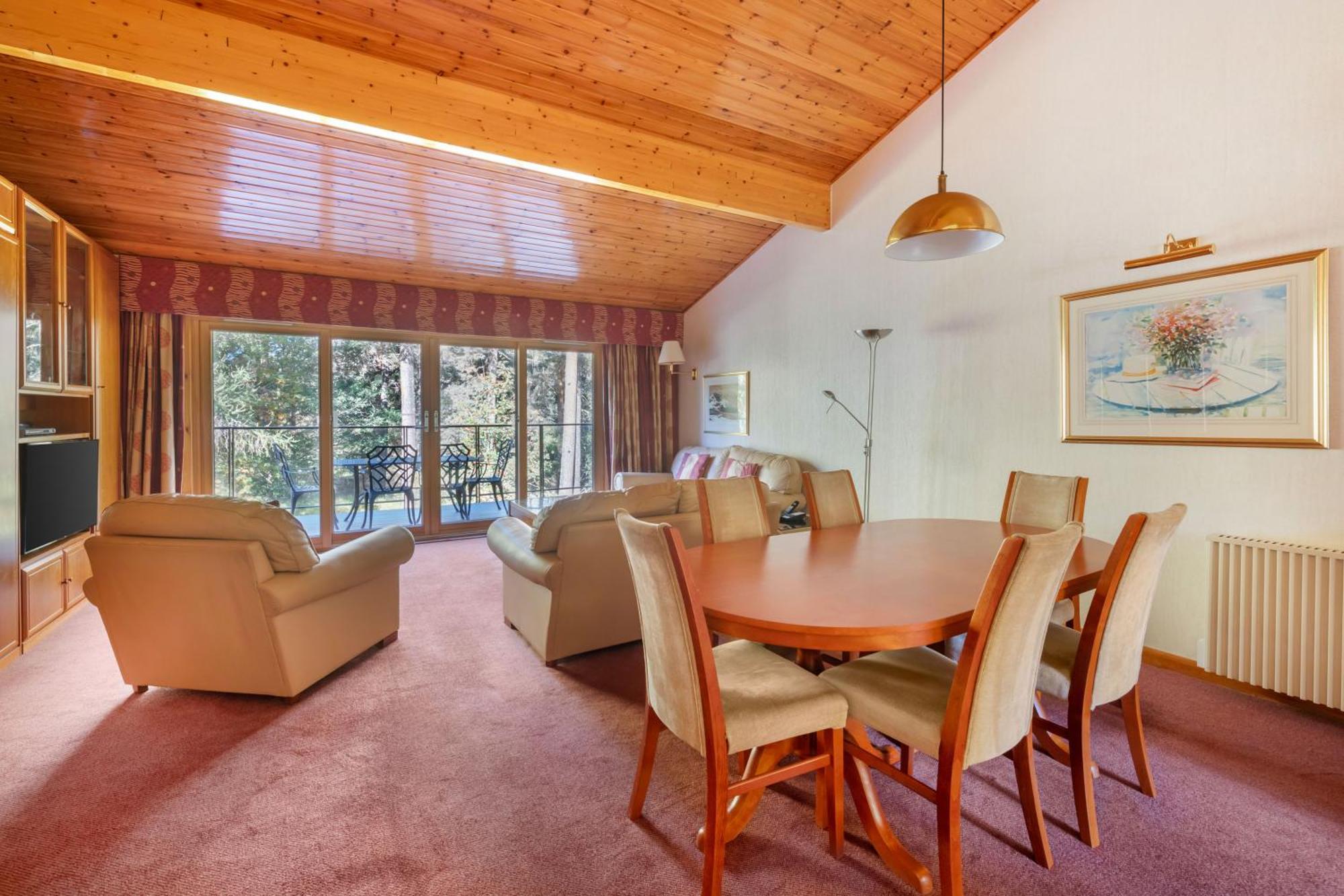 The Lodges At Craigendarroch Country Club Ballater Exteriör bild