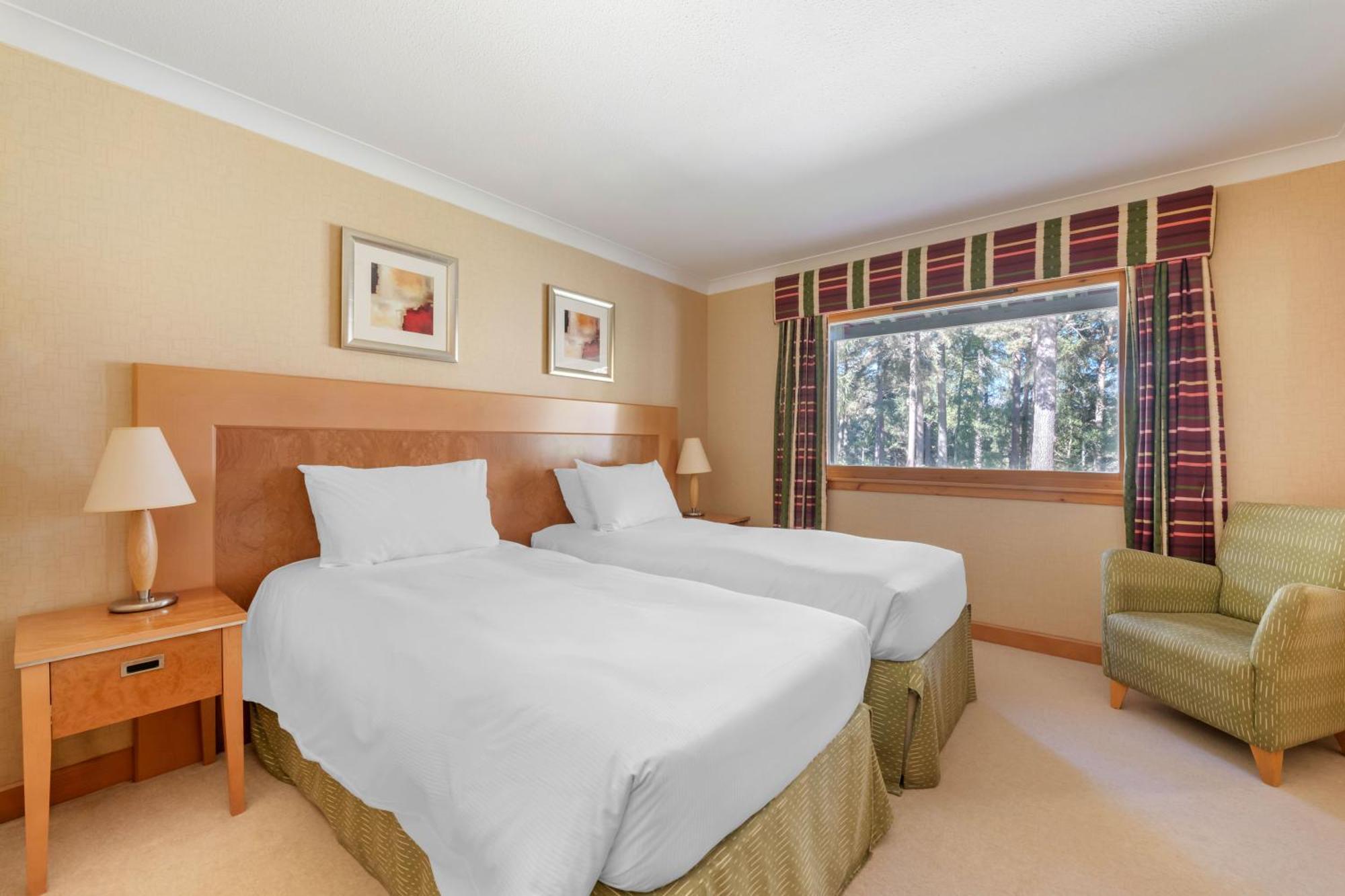 The Lodges At Craigendarroch Country Club Ballater Exteriör bild